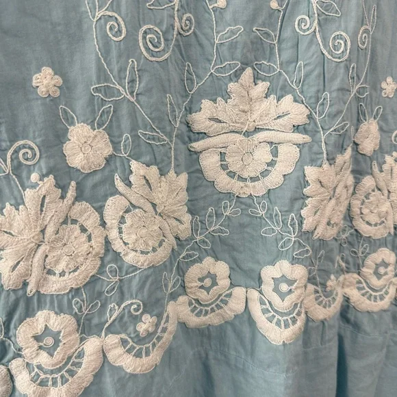 Boden blue embroidered blouse size 8 - Picture 2 of 7